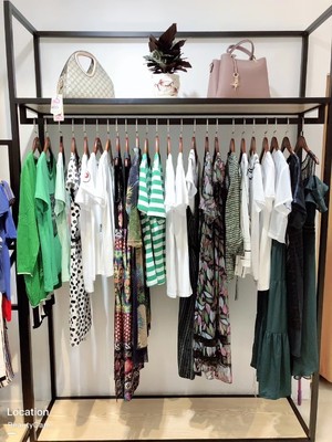 開服裝店進貨渠道分析 芝麻e柜品牌折扣店加盟靠譜嗎？